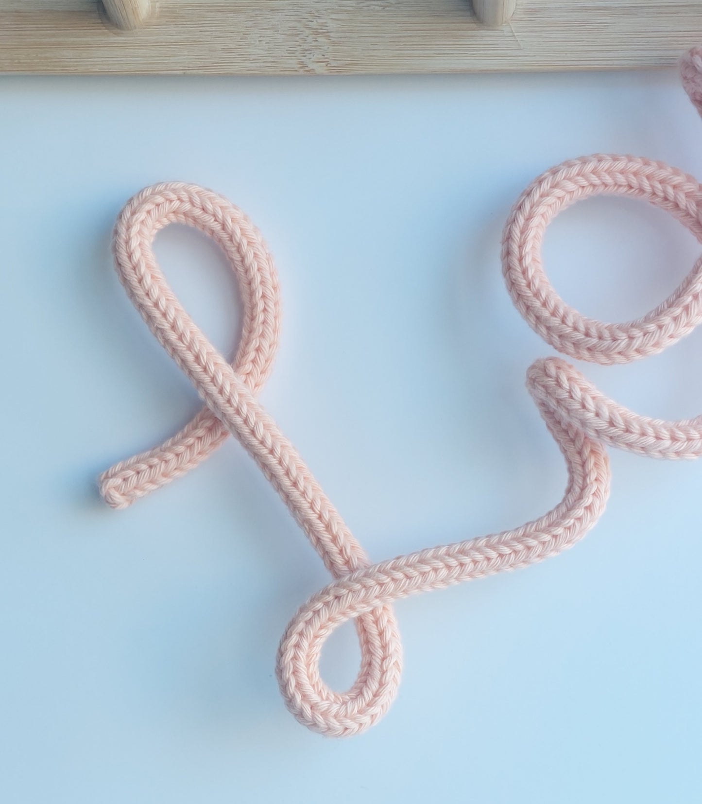 Love / love Knitted Wire