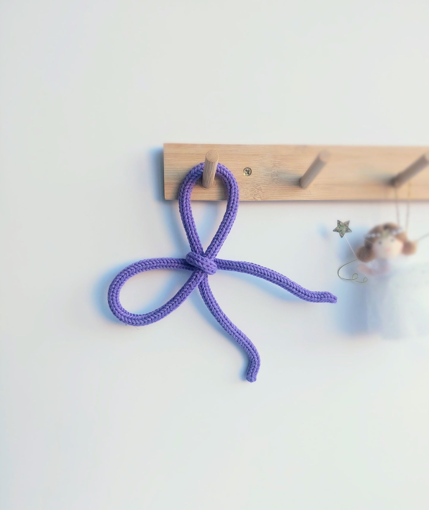 Knitted Wire Bow