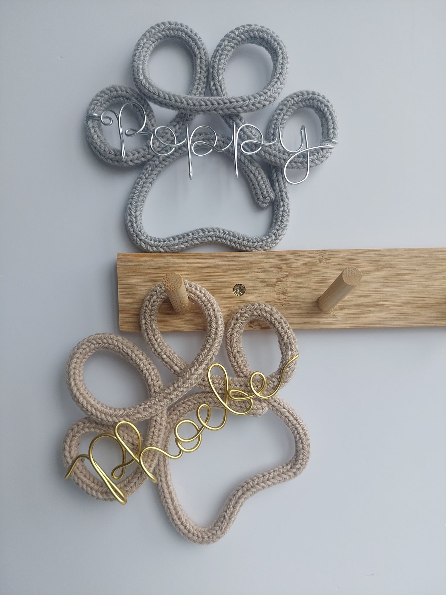 Knitted Wire Paw Print - Personalised
